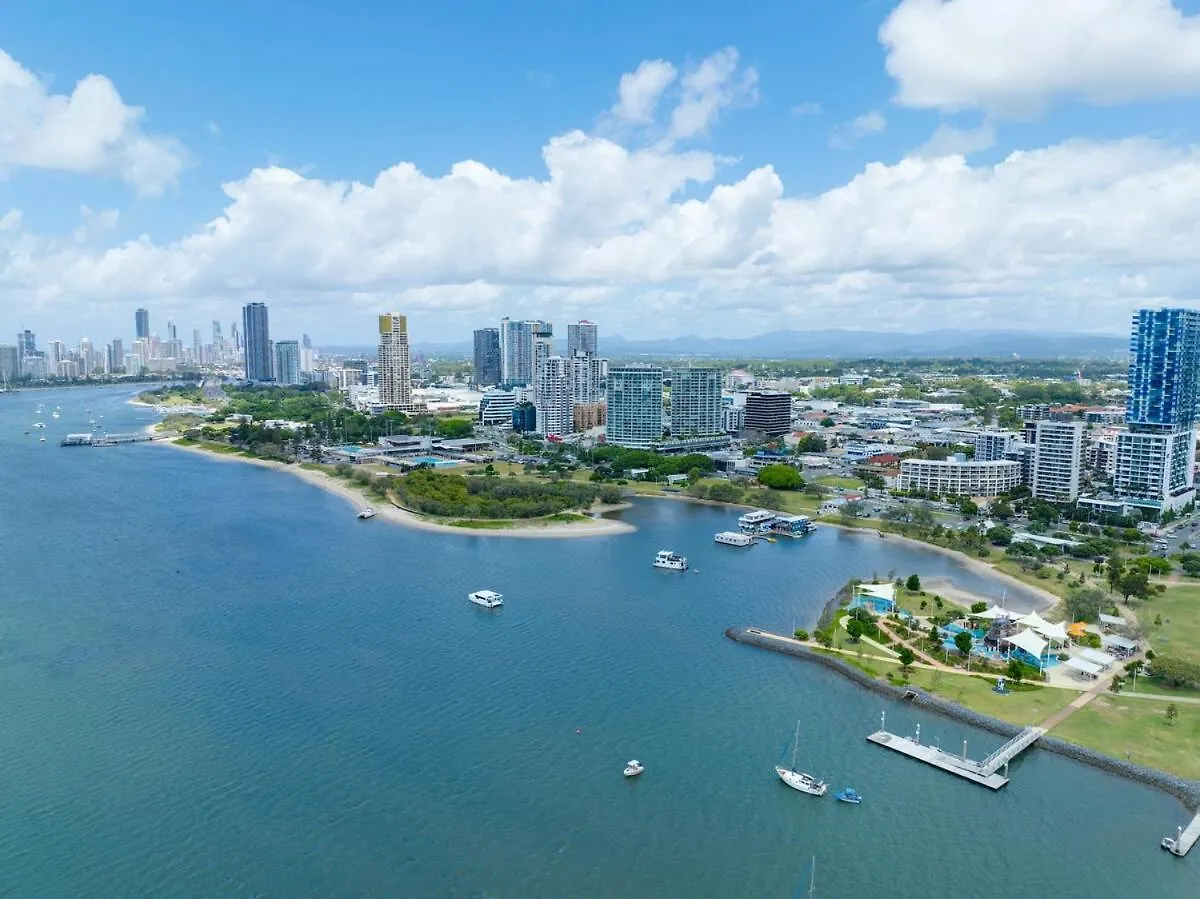 Oceanview Escape 2Br In The Heart Of The Gc Apartment Gold Coast 0*,  Australia